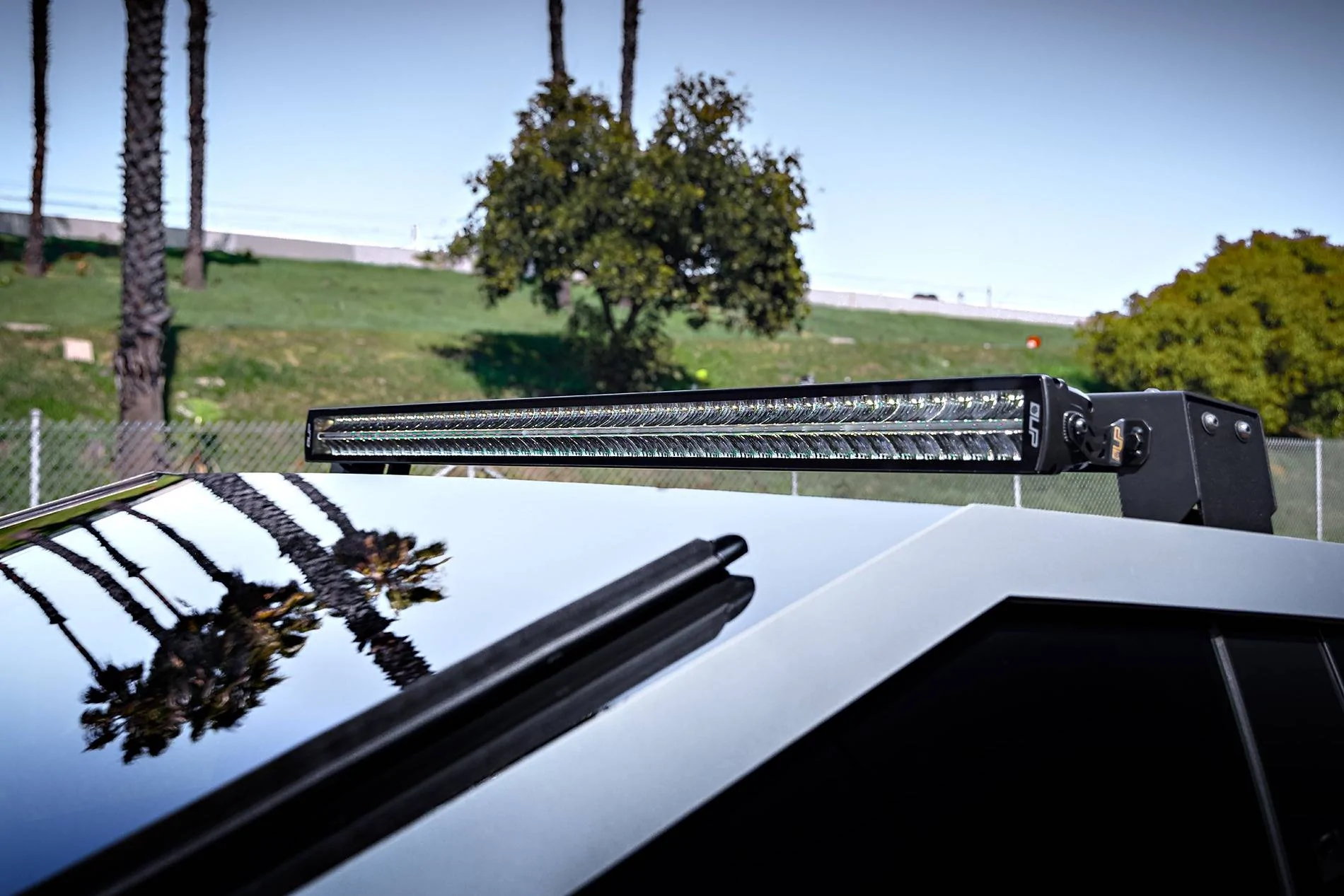 Tesla Cybertruck Customer Build - Unplugged Performance TE5AC2_1