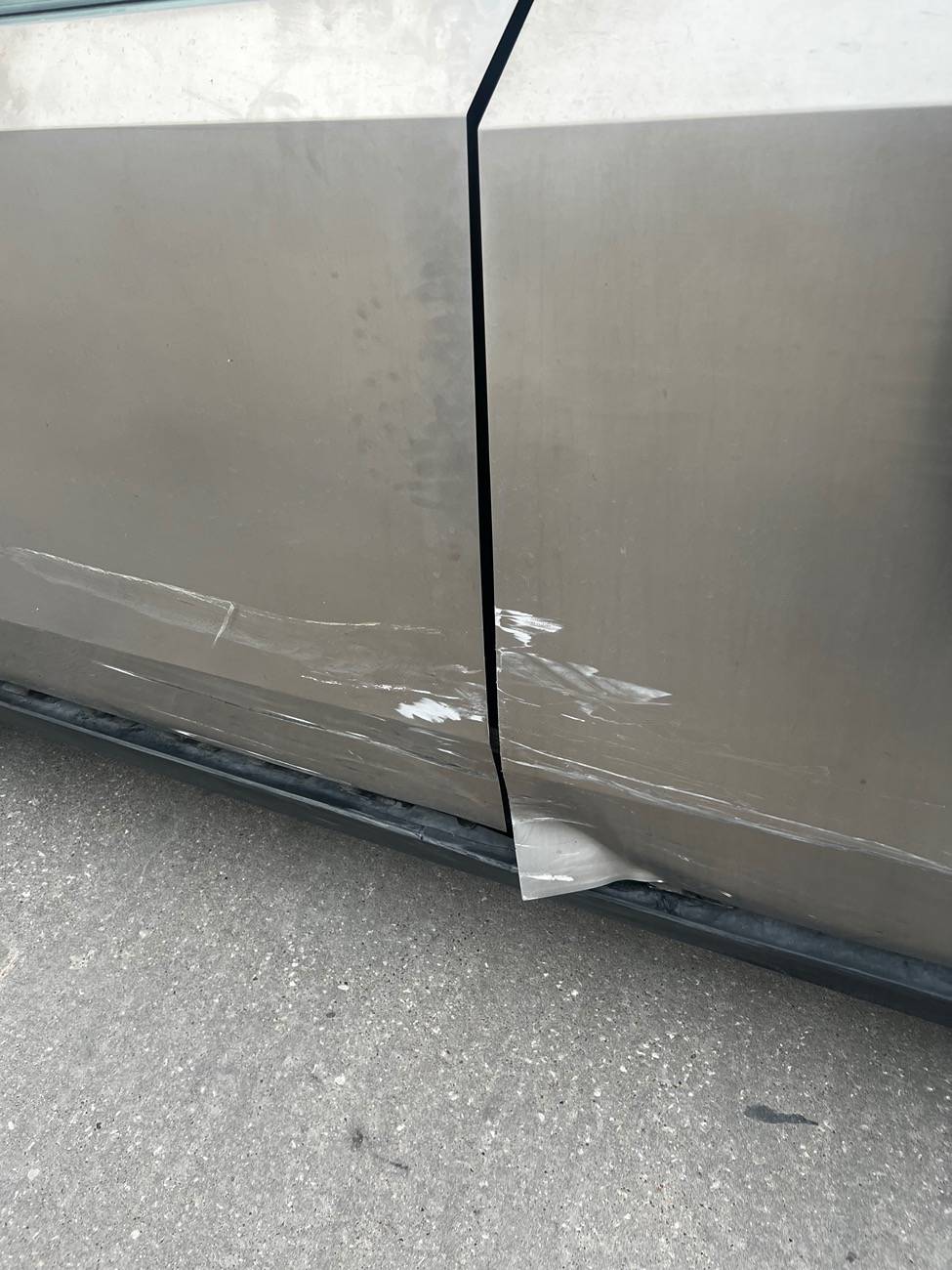 Tesla Cybertruck 🎵 CRASH INTO ME 🎶  Advice on repair and insurance process? IMG_8232
