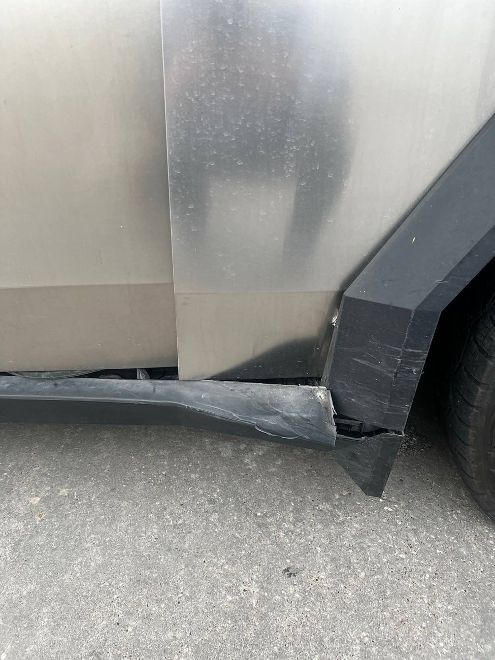 Tesla Cybertruck 🎵 CRASH INTO ME 🎶  Advice on repair and insurance process? IMG_8231