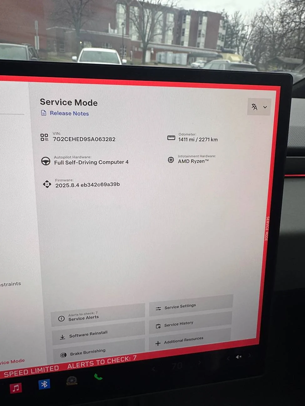 Tesla Cybertruck Alerts and multiple things disabled IMG_0788
