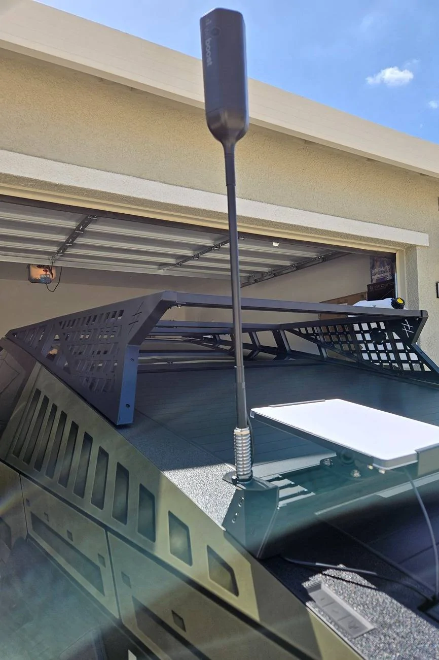 Tesla Cybertruck Starlink/antenna wires, how do you keep them safe? 20250403_131611
