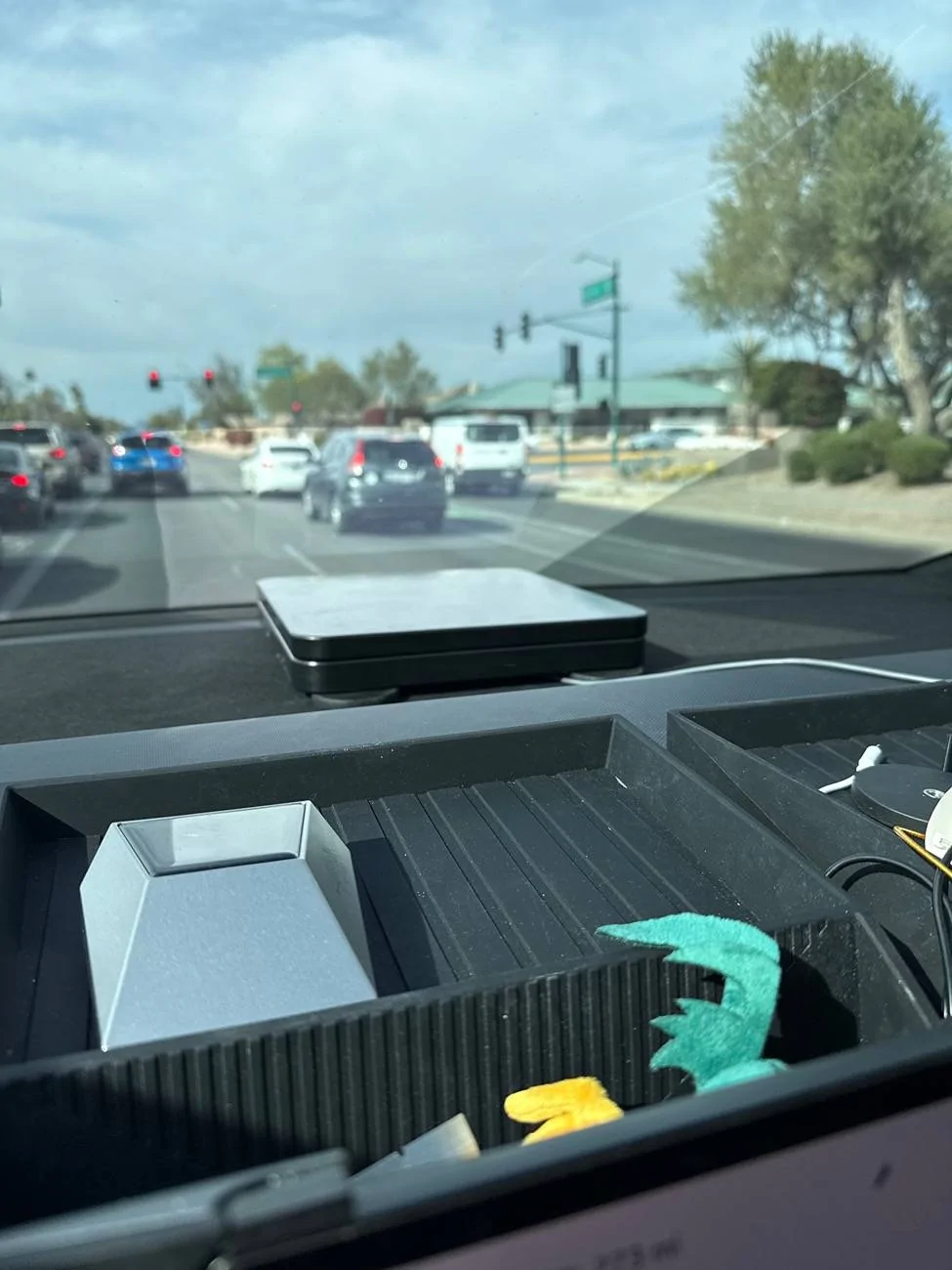 Tesla Cybertruck Starlink/antenna wires, how do you keep them safe? IMG_2058
