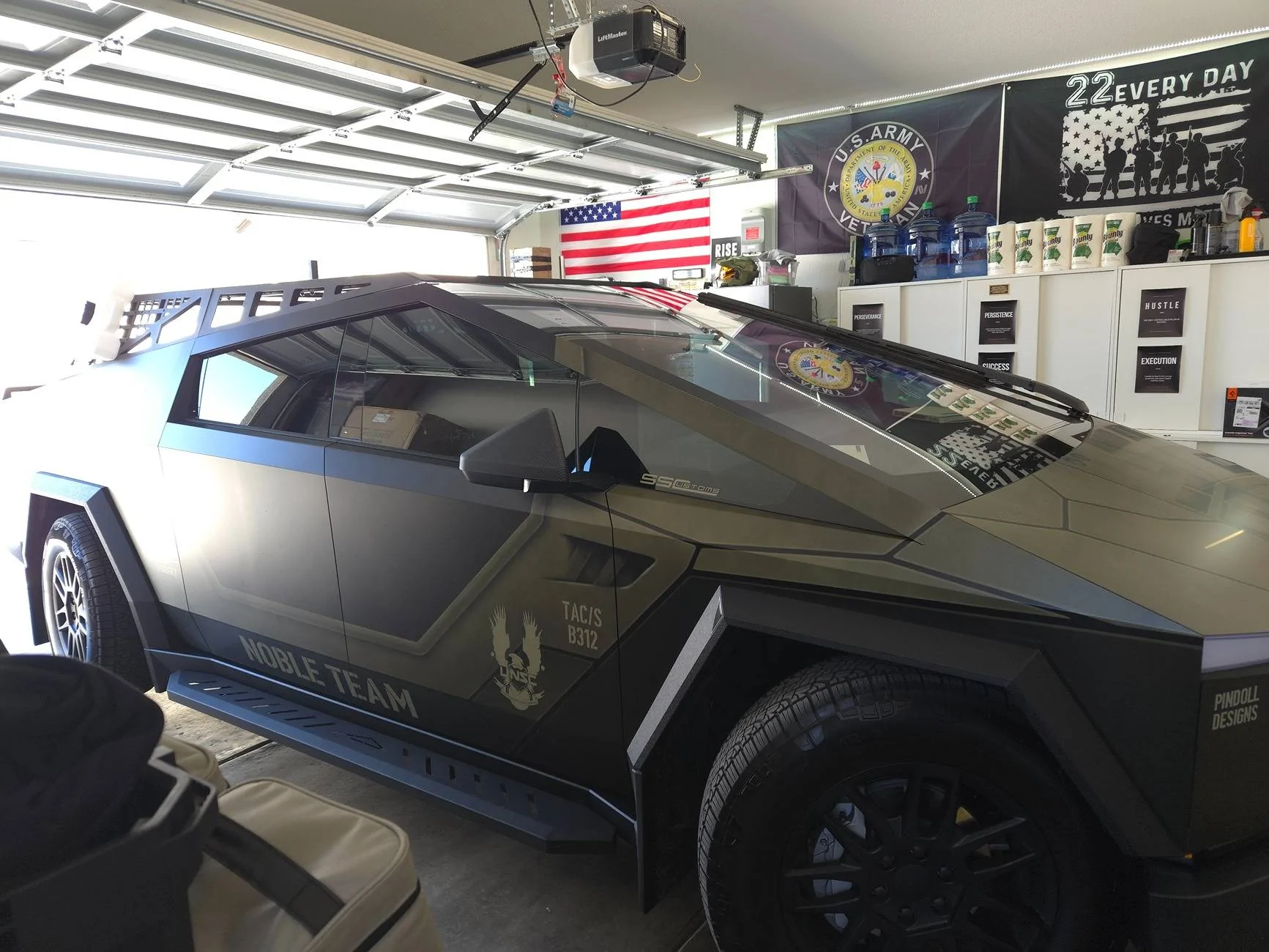 Tesla Cybertruck Starlink/antenna wires, how do you keep them safe? 20250404_140014