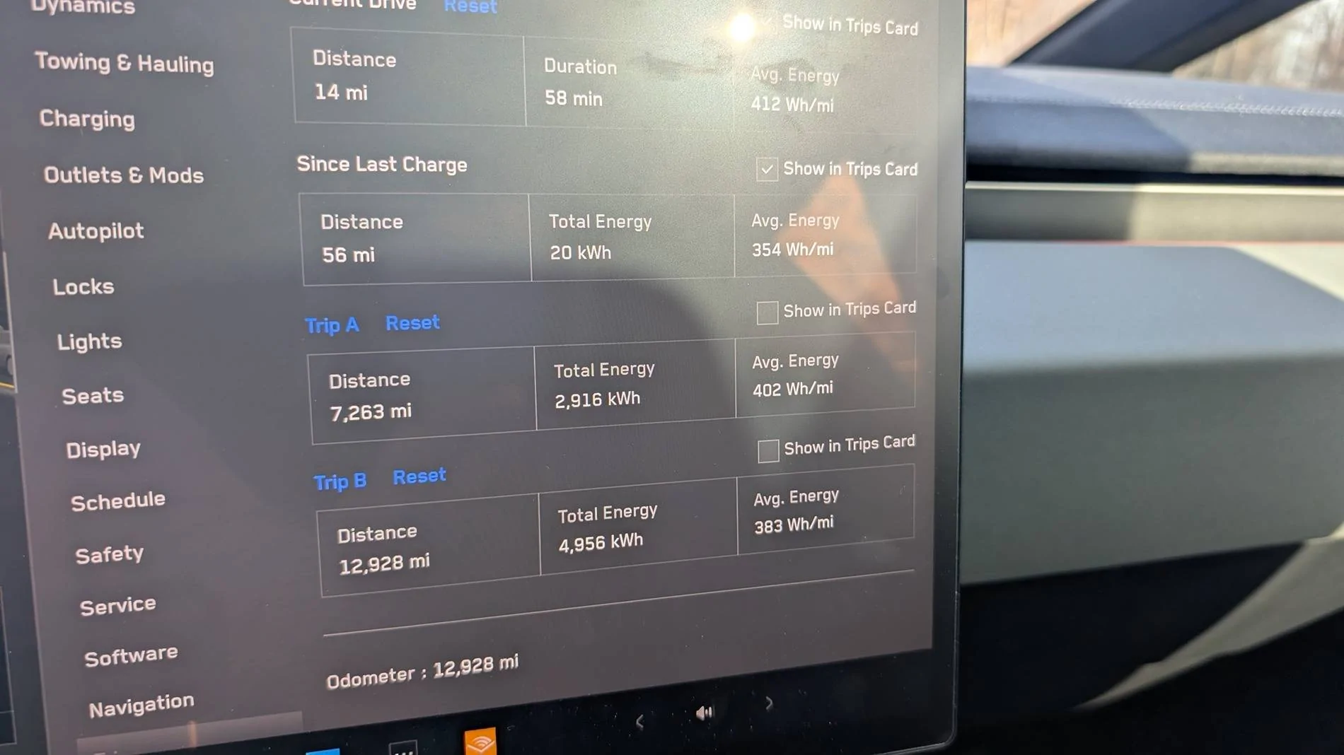 Tesla Cybertruck Real Efficiency difference: AWD vs Beast? PXL_20250320_210402805.RAW-01.COVER
