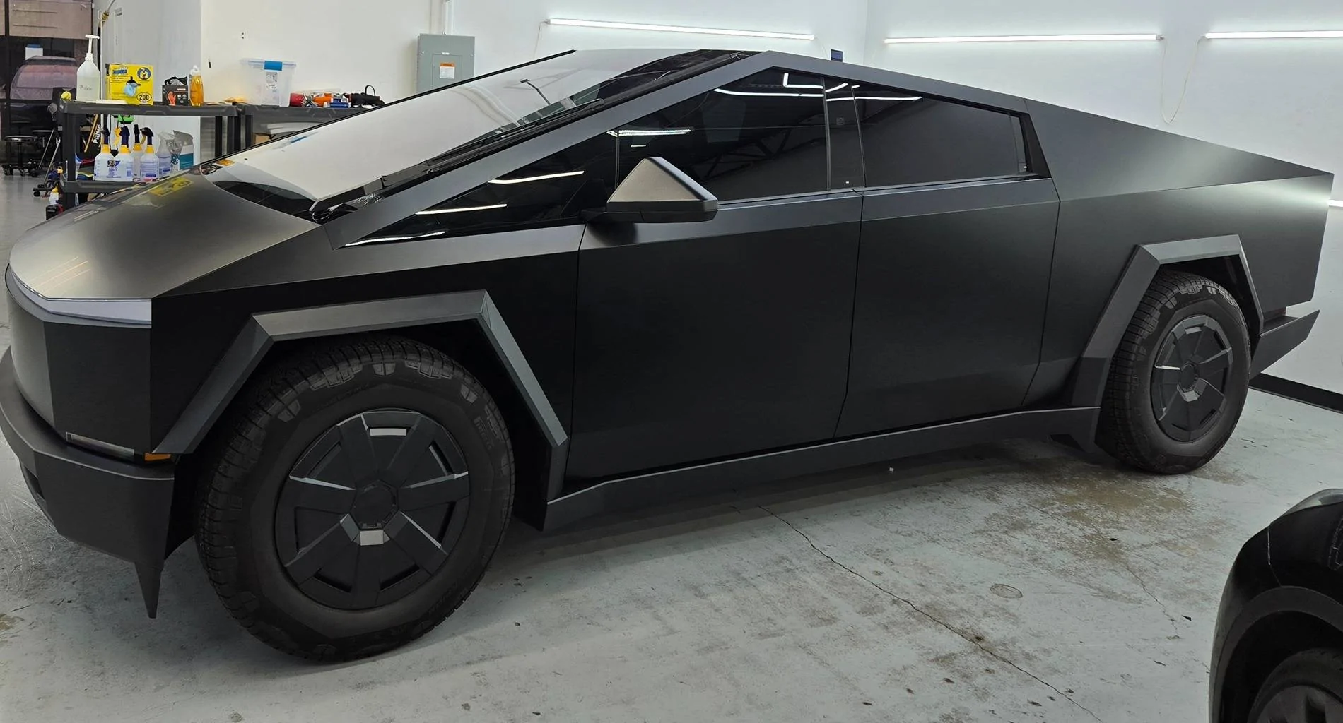 Tesla Cybertruck Ordered the Cyberbeast Foundation- Reconsidering . 20250404_120130