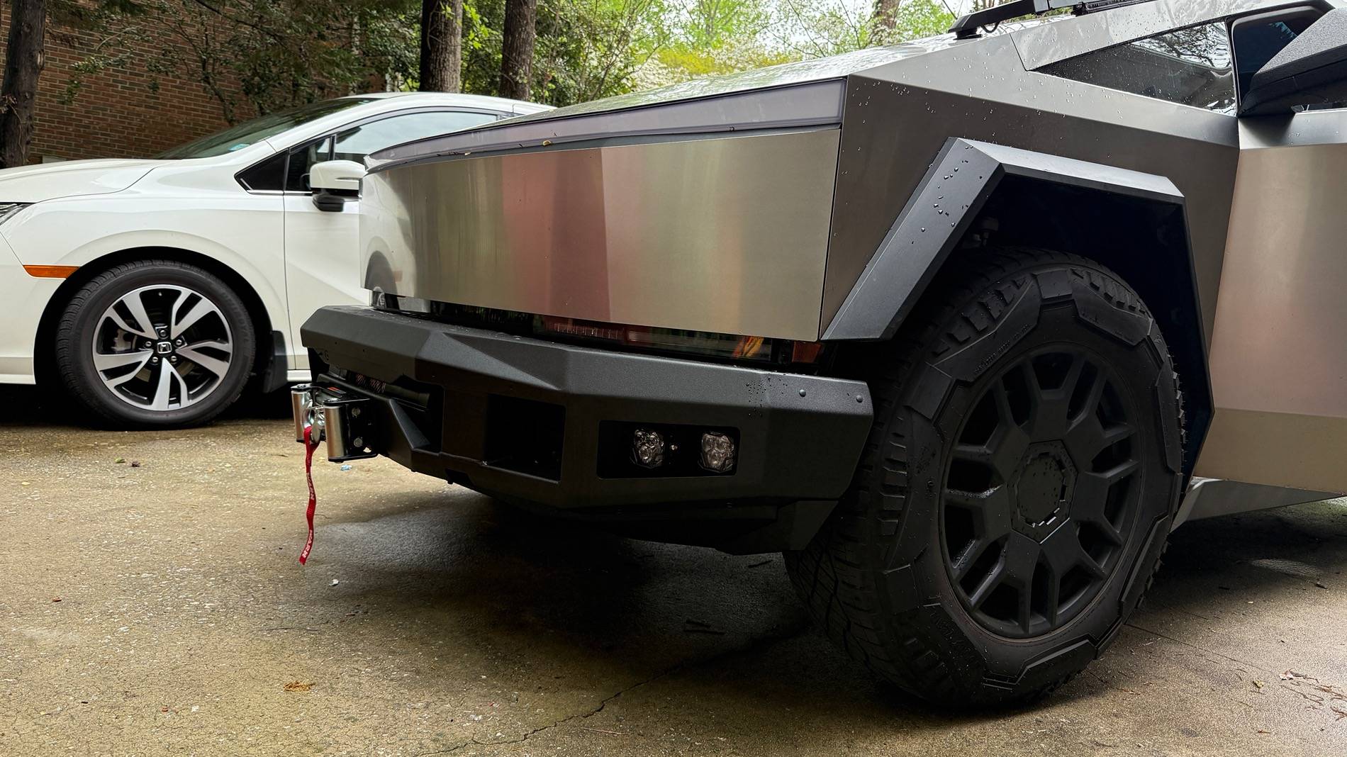 Tesla Cybertruck CTX Bumper / Wheels+Spacers / Black Matte PPF / Tint IMG_2977