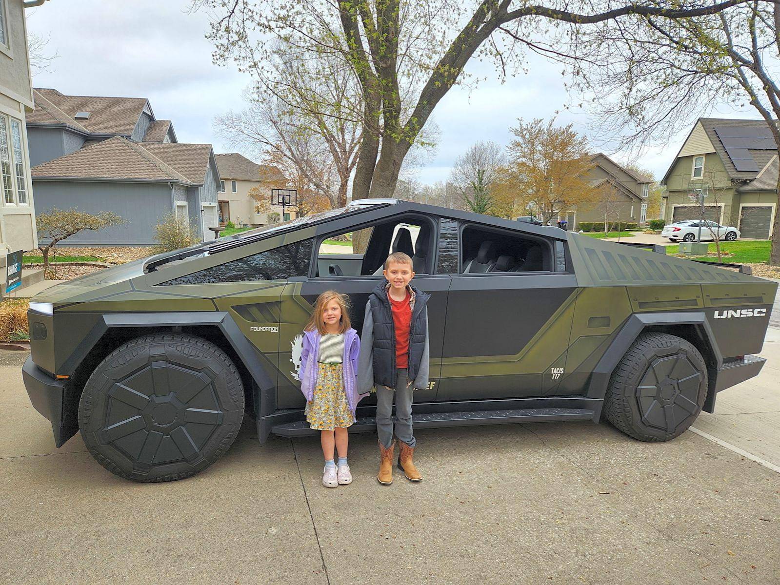 Tesla Cybertruck Cybertruck Positivity and making a Birthday Special! pro-ARXTJv7U