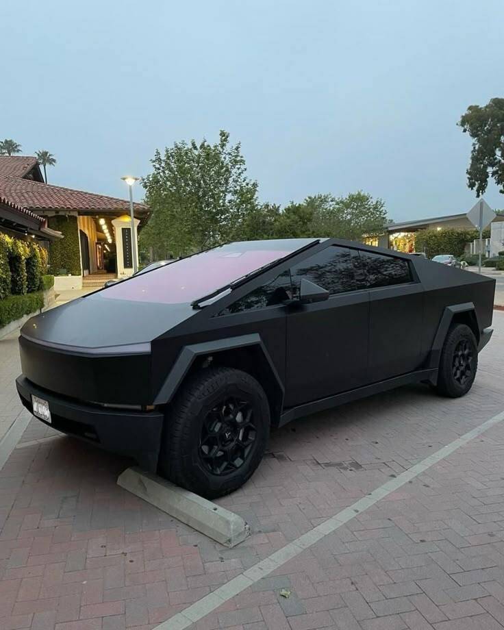 Tesla Cybertruck 𝐂𝐲𝐛𝐞𝐫𝐭𝐫𝐮𝐜𝐤 𝐂𝐨𝐥𝐨𝐫 𝐖𝐫𝐚𝐩-𝐃𝐫𝐞𝐬𝐬 𝐲𝐨𝐮𝐫 𝐜𝐲𝐛𝐞𝐫𝐭𝐫𝐮𝐜𝐤-𝐓𝐥𝐲𝐚𝐫𝐝💃 Matte Black Cybertruck