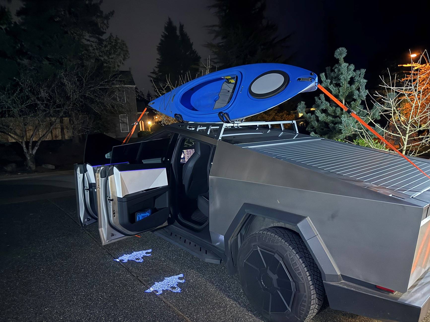 Tesla Cybertruck Non-Sponsored Running Board Reviews? Kayak 2