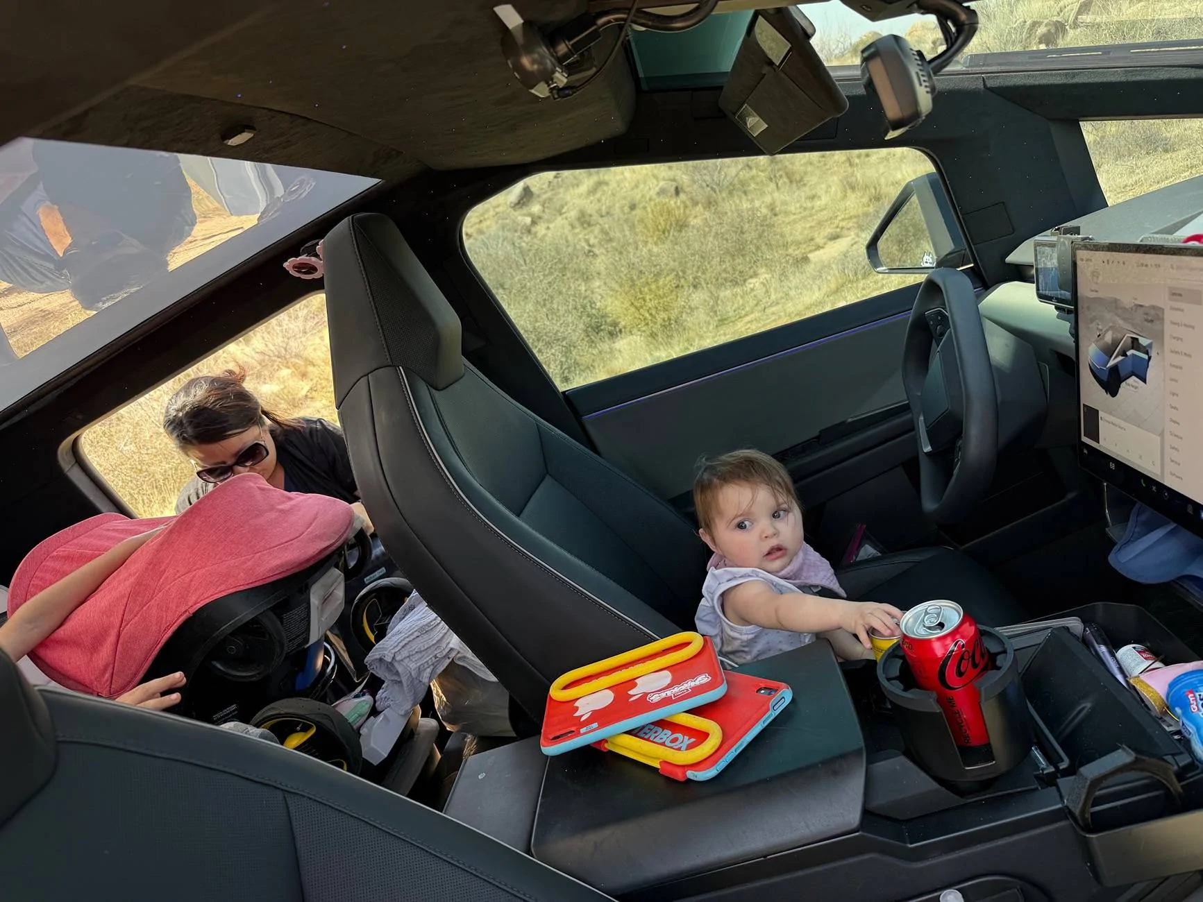 Tesla Cybertruck Plog/Vlog of Travelling with Loved Ones - Win Your G900 Tripro Cabin Version IMG_2124