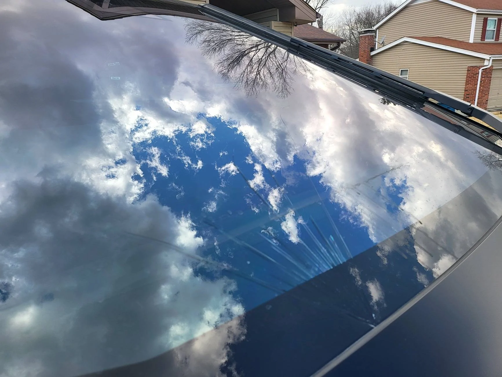 Tesla Cybertruck Windshield cracked on delivery day 20250307_153105