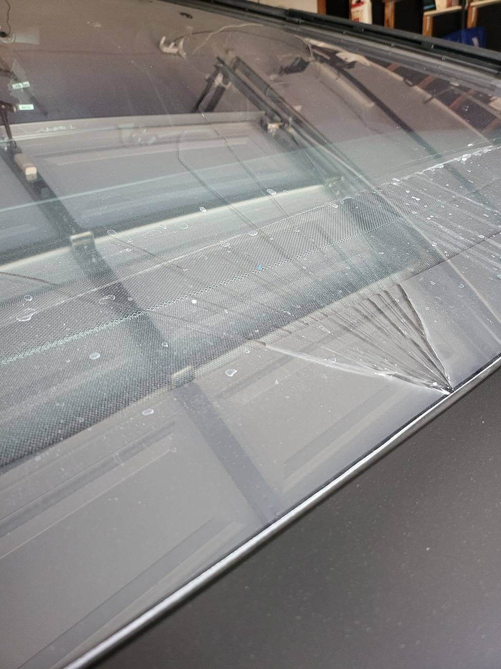 Tesla Cybertruck Windshield cracked on delivery day 20250307_155323