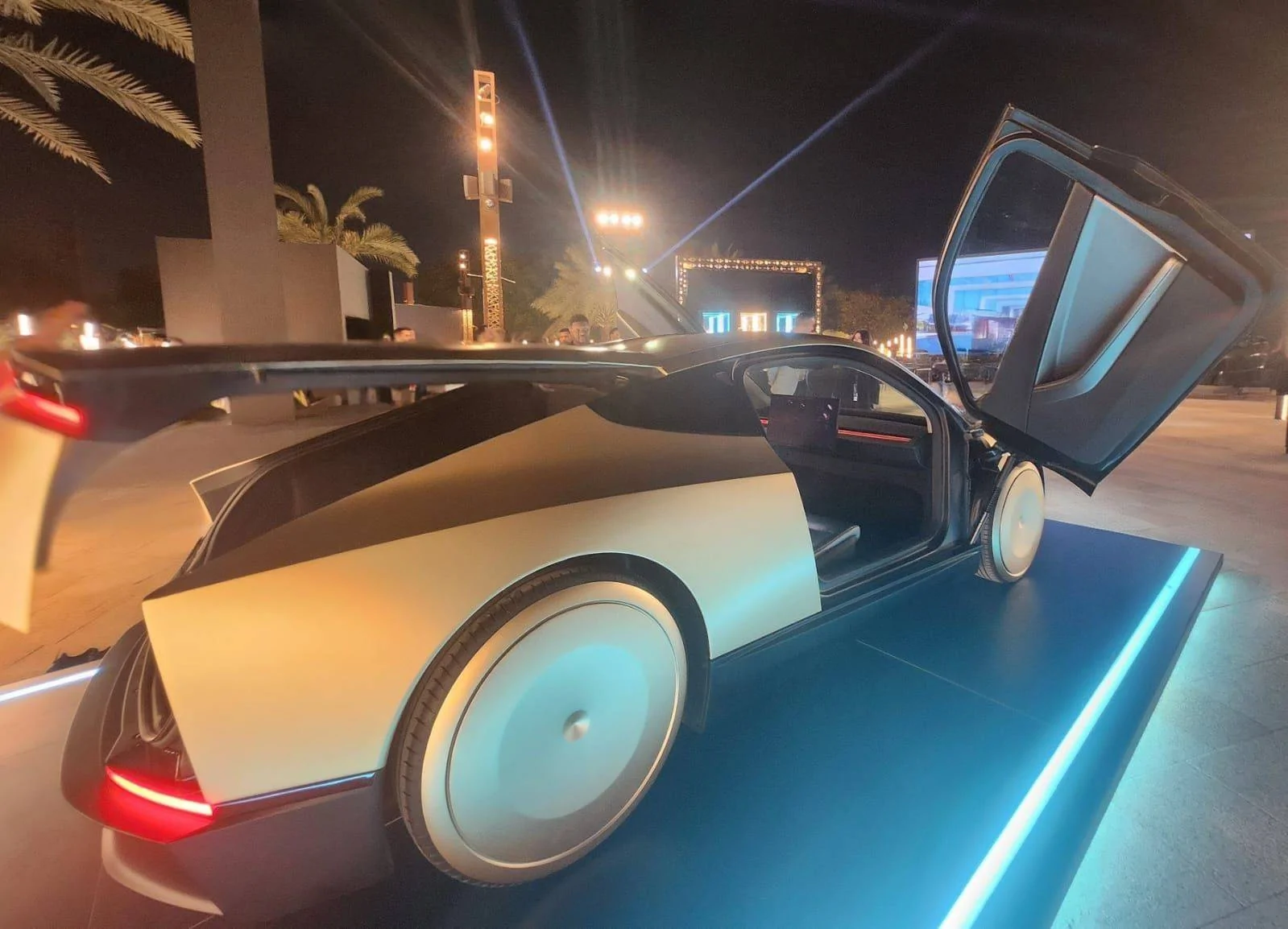 Tesla Cybertruck Tesla Saudi Arabia Launch Event Photos & Videos GoQK1oWWwAEvHBG