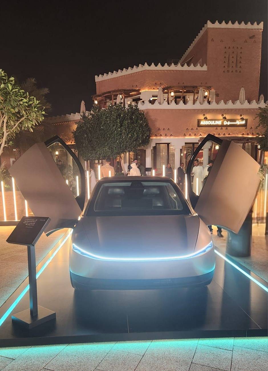 Tesla Cybertruck Tesla Saudi Arabia Launch Event Photos & Videos GoQLU3EW4AA9UGh