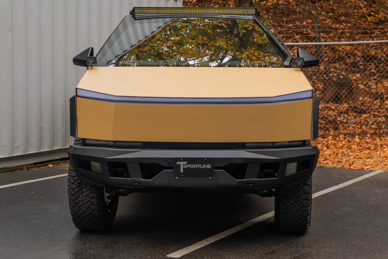 Tesla Cybertruck Introducing T Sportline CTX Extreme Duty Front Bumper with Integrated Winch (High-Output) & Lighting 01_CYB - Metal Front Bumper_Installed - Web-3