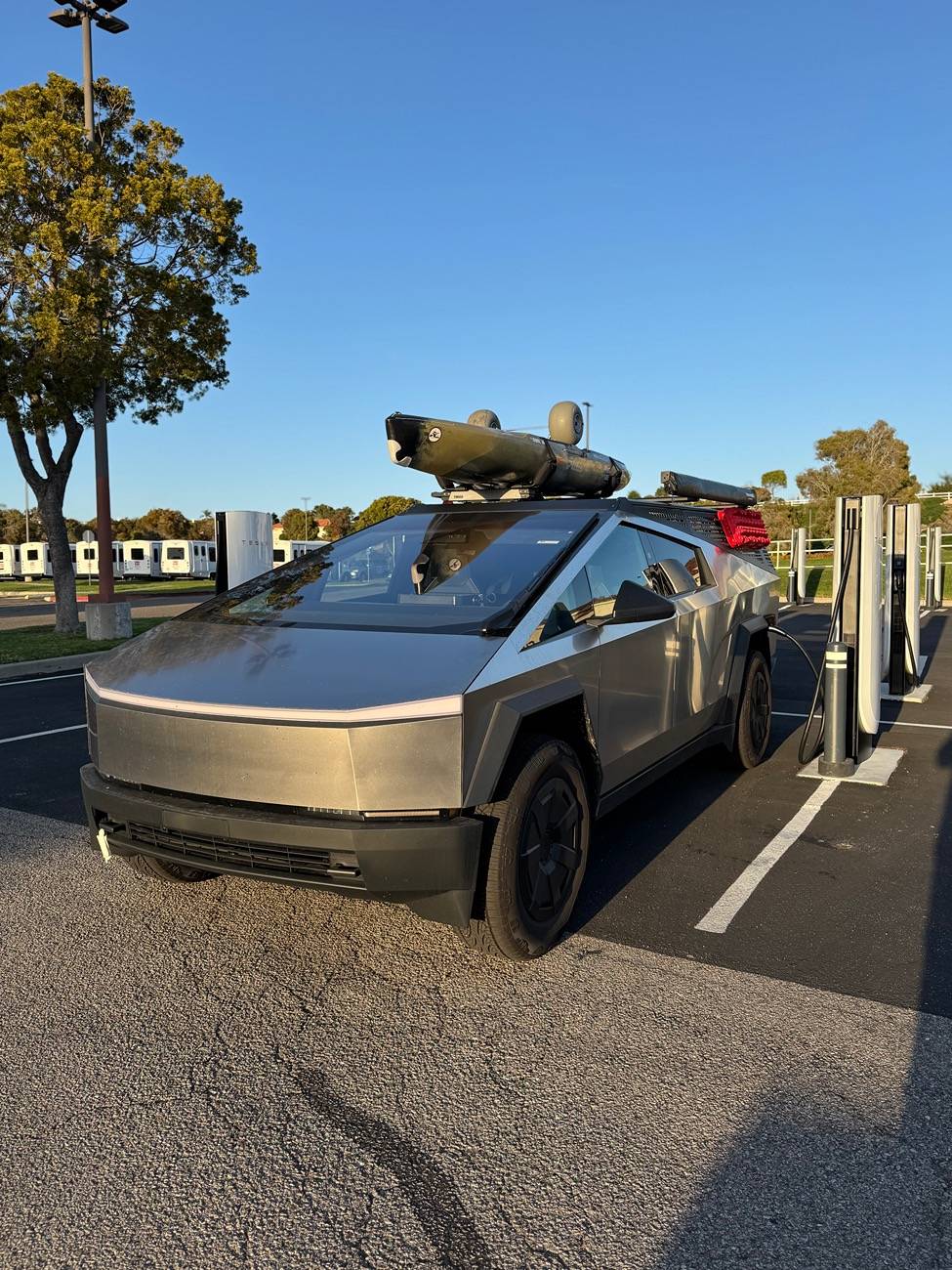 Tesla Cybertruck Urander Rack Mega Thread – Post Your Setup! IMG_3842.heic