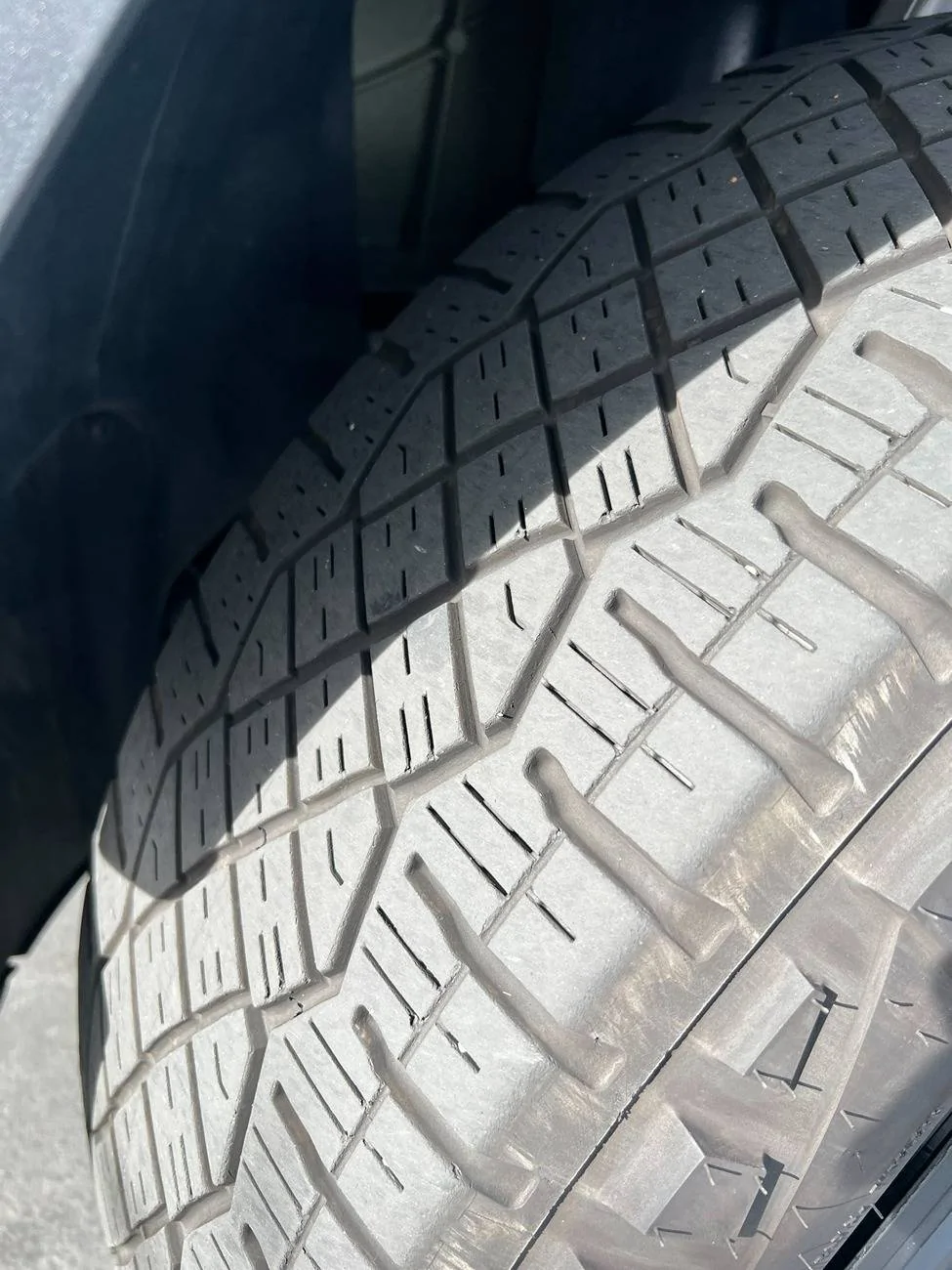 Tesla Cybertruck CT front wheel alignment issue IMG_4551
