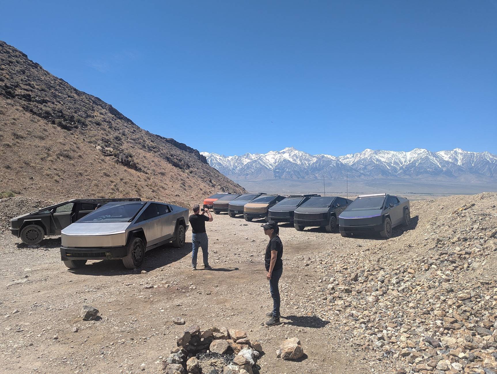 Tesla Cybertruck CT CAVE RAVE 👀👀👀 PXL_20250412_191755795
