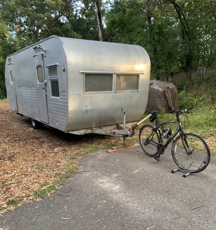 Tesla Cybertruck Towing Camping Trailers 6A283038-FB72-4285-87AB-D760B0045DC1