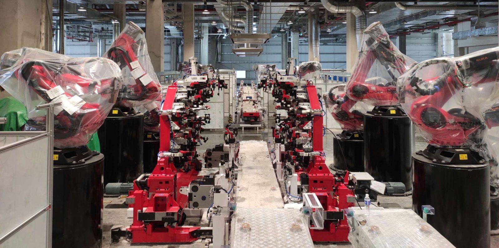 Tesla Cybertruck Tesla achieves annual run rate of 1 million electric cars – incredible milestone -Model-Y-production-line-at-Gigafactory-Shanghai-1