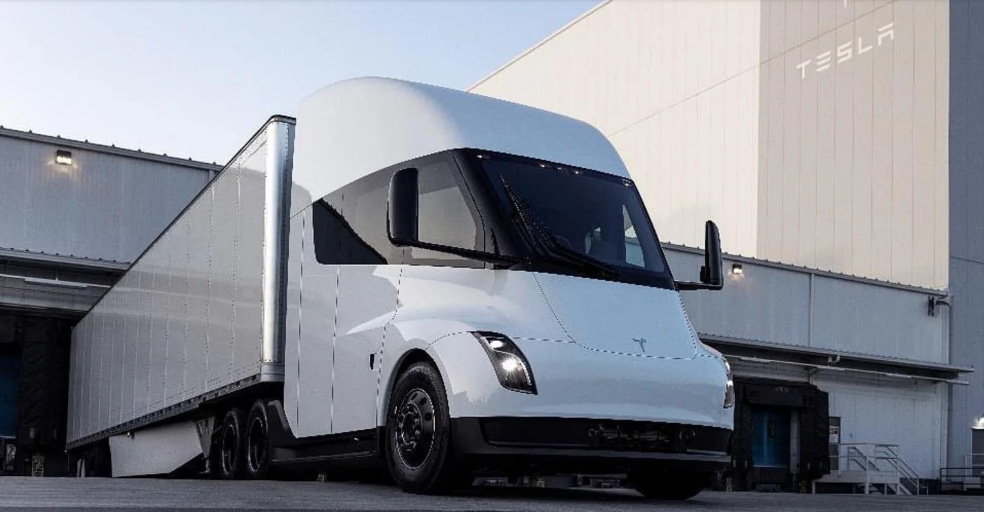 Tesla Cybertruck Tesla vehicles with 4680 battery cells on track for testing next year tesla-semi-2a-1