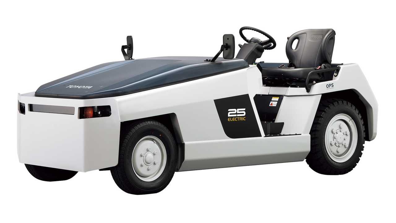 Tesla Cybertruck InsideEVs: New Toyota EV Tops Out At 15 MPH And Is Only Useable At Airports toyota-all-electric-3te25-towing-tractor