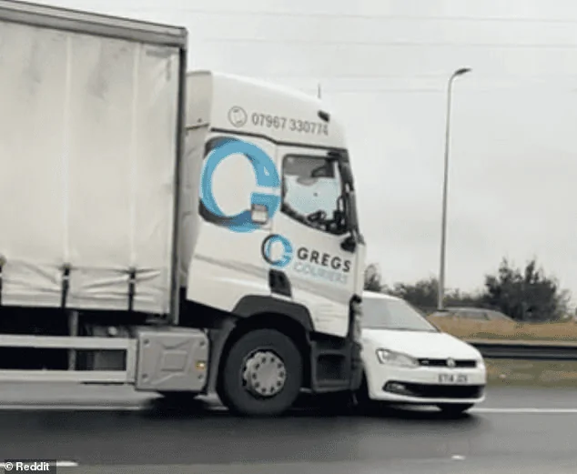 Tesla Cybertruck Will I be able to do snow plowing with a Cybertruck Frame?  I live in Quebec, Canada 1637620629022