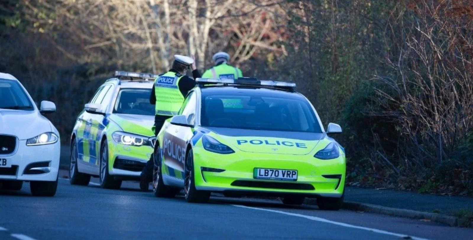 Tesla Cybertruck Brakes and Tires last how long? Tesla-Model-3-police-car-UK