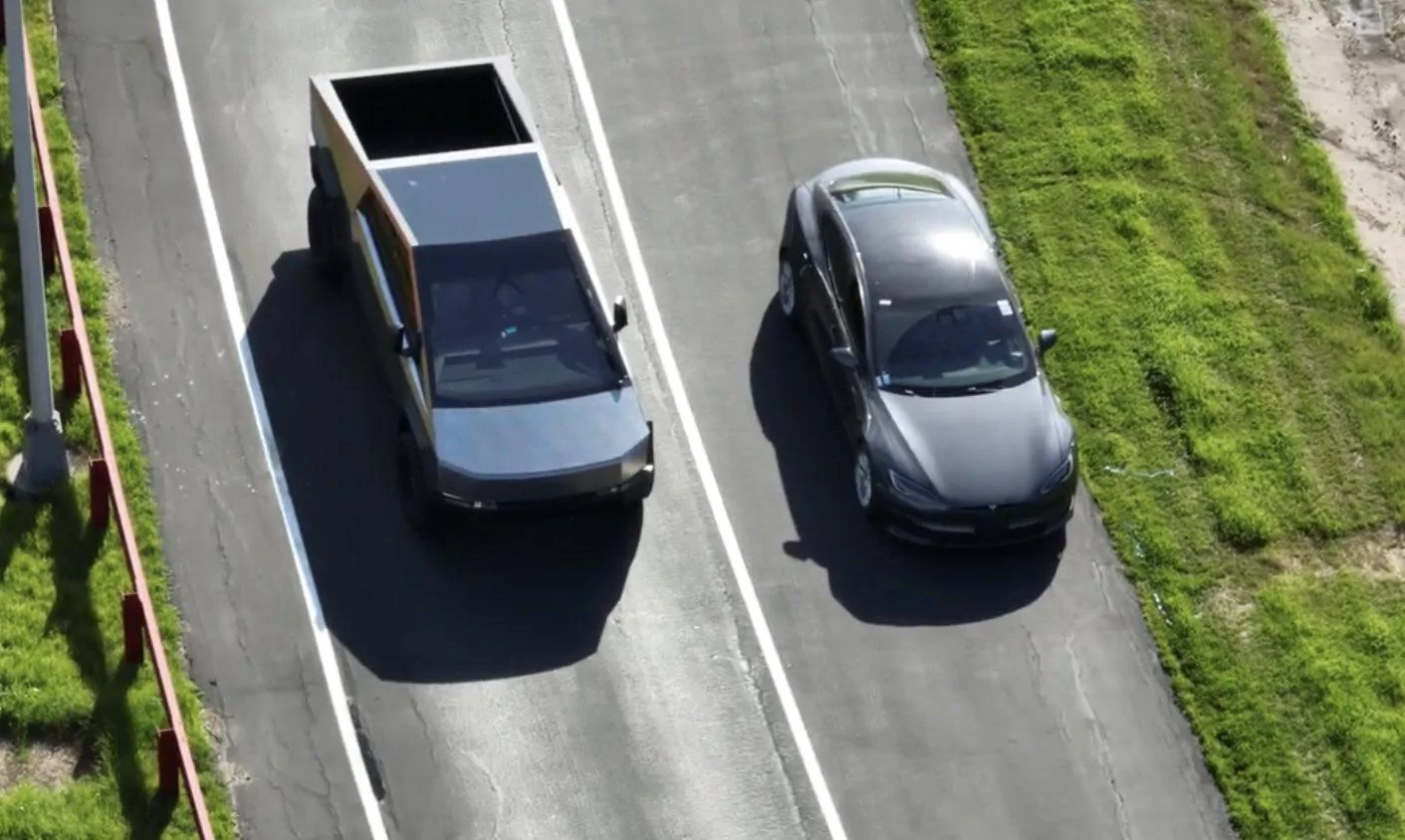 Tesla Cybertruck ? [Update: NOT Production Wiper] New Cybertruck design spied! Shortened front, no door handles, side mirrors, curved windshield glass! [Dec. 10] 1639158879450