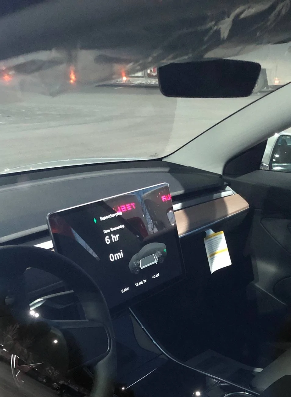 Tesla Cybertruck Selfish Cybertruck owner IMG_0805
