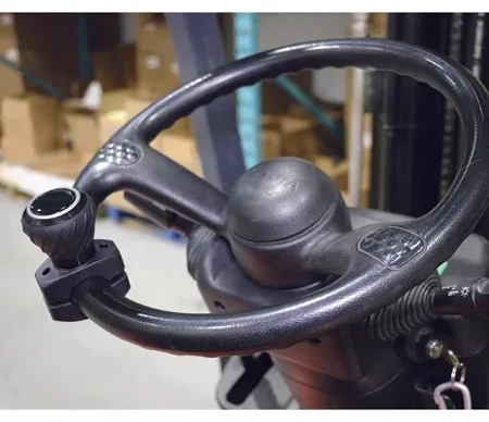 Tesla Cybertruck An incredible upgrade for the steering! 1744784584343-9m