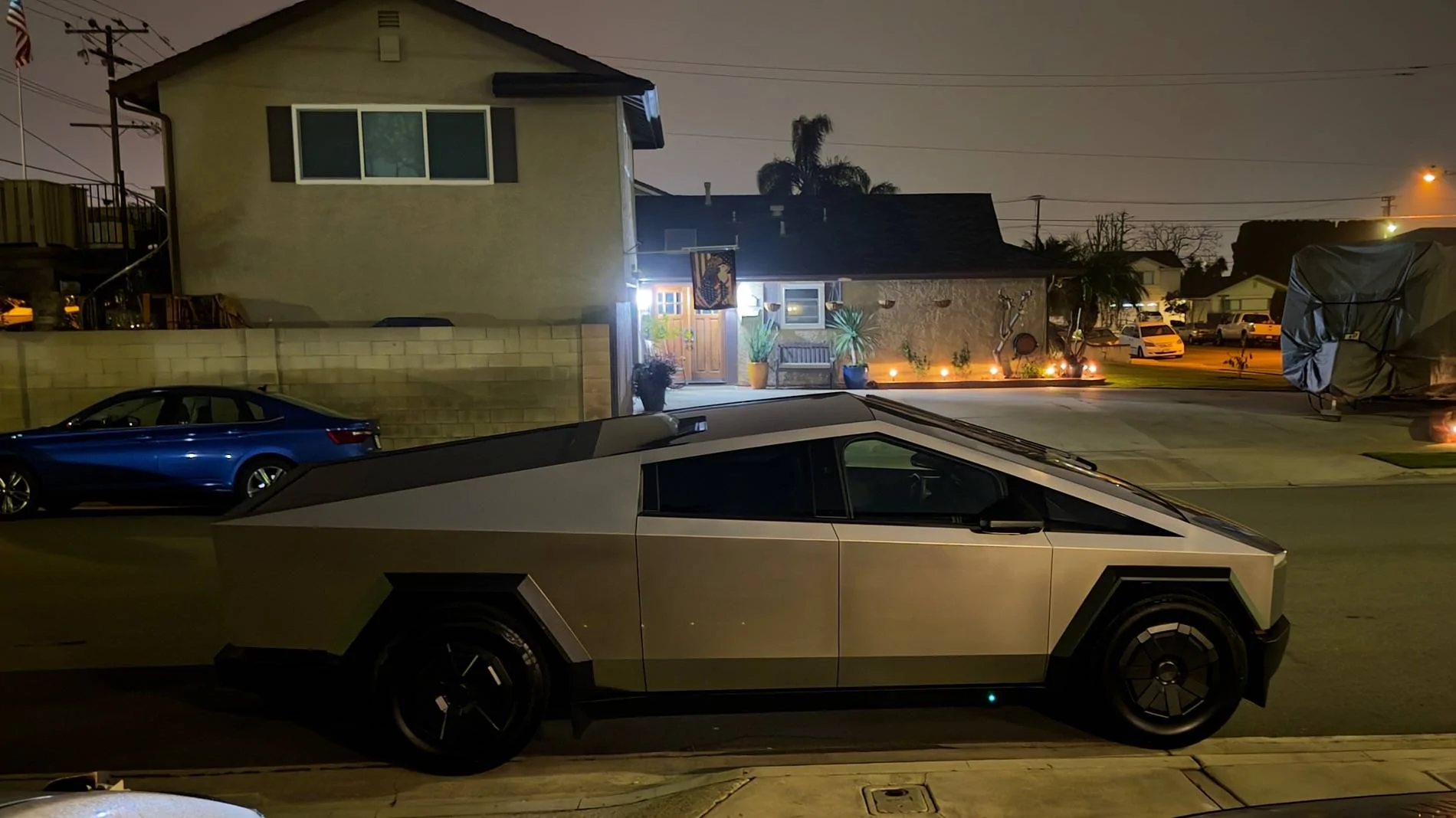 Tesla Cybertruck 🚨 BestEvMod April Giveaway Alert! 🚨 IMG_0744