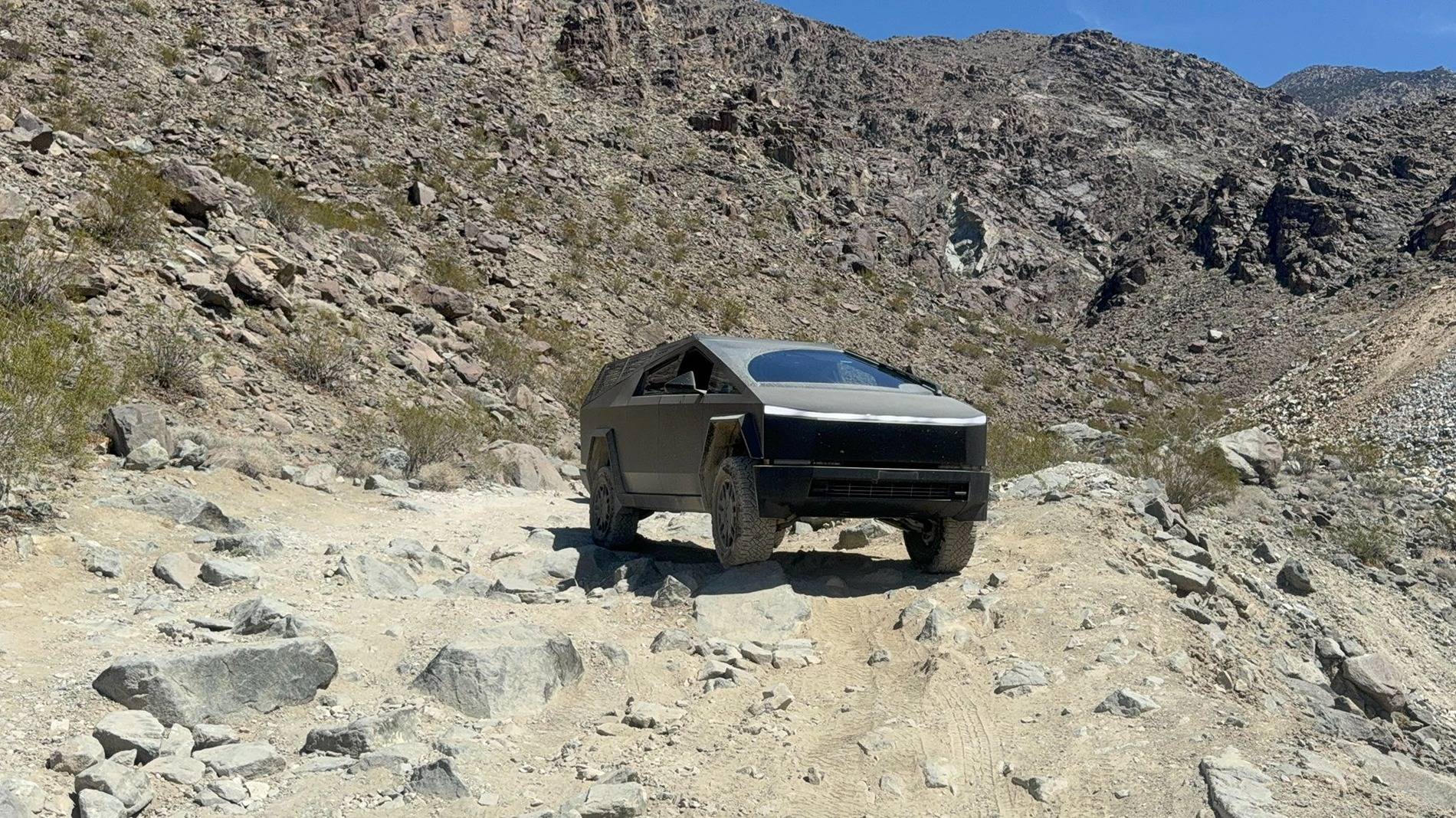 Tesla Cybertruck Urander Rack Mega Thread – Post Your Setup! IMG_9546.JPG