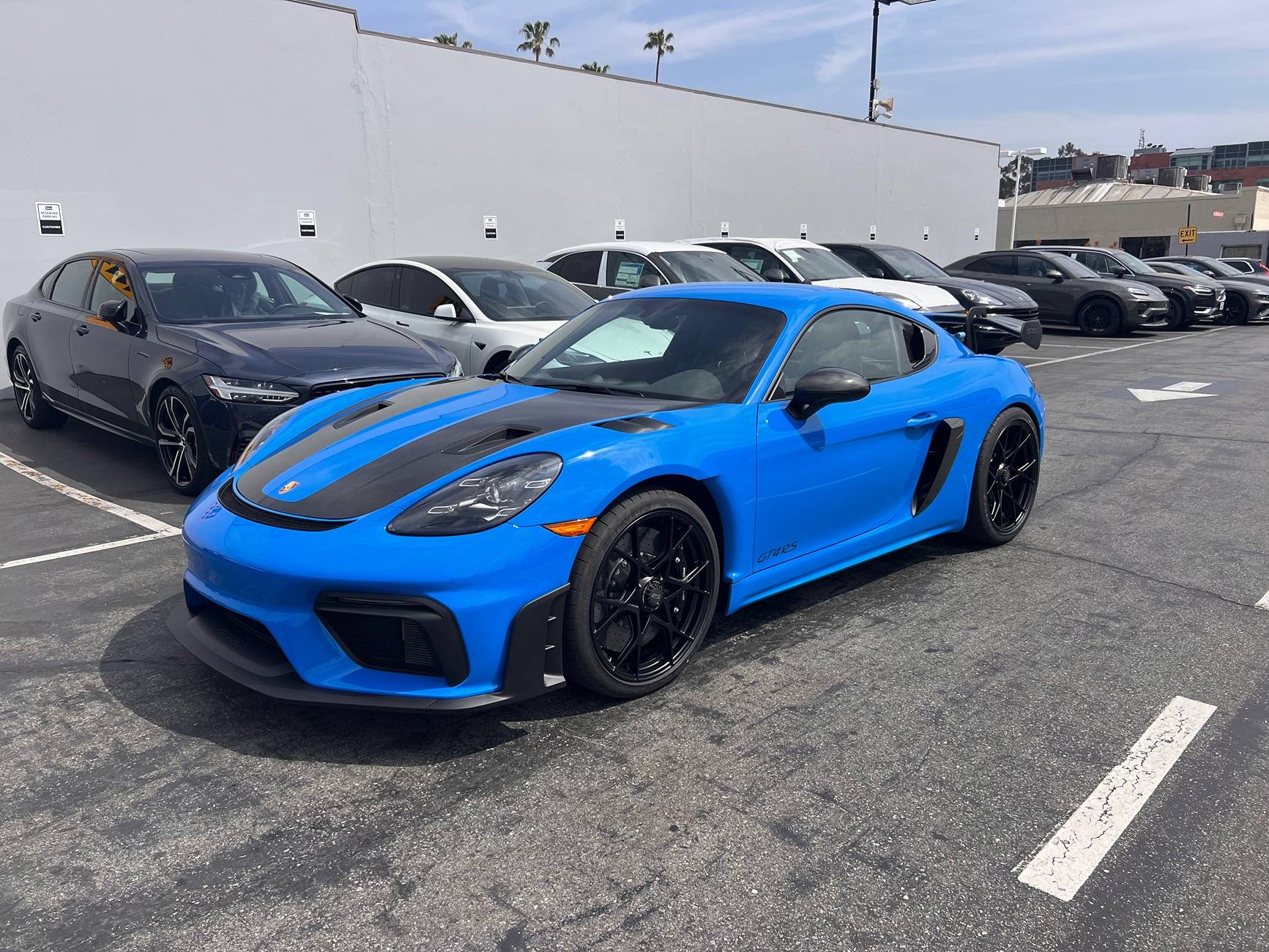 Tesla Cybertruck Tesla bought back my Cybertruck :( 76644677231__792DBD05-A175-418E-95E7-57378015D3F1