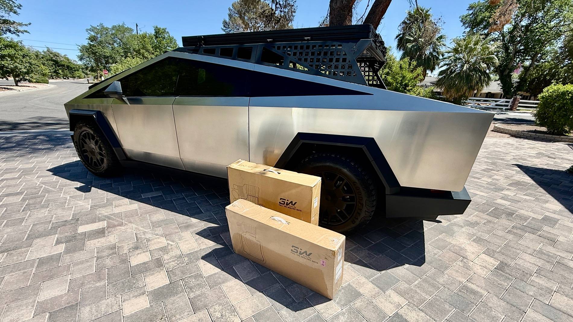 Tesla Cybertruck @3Wliners Carmats Cybertruck Mats Unboxing and Preliminary Review IMG_4653