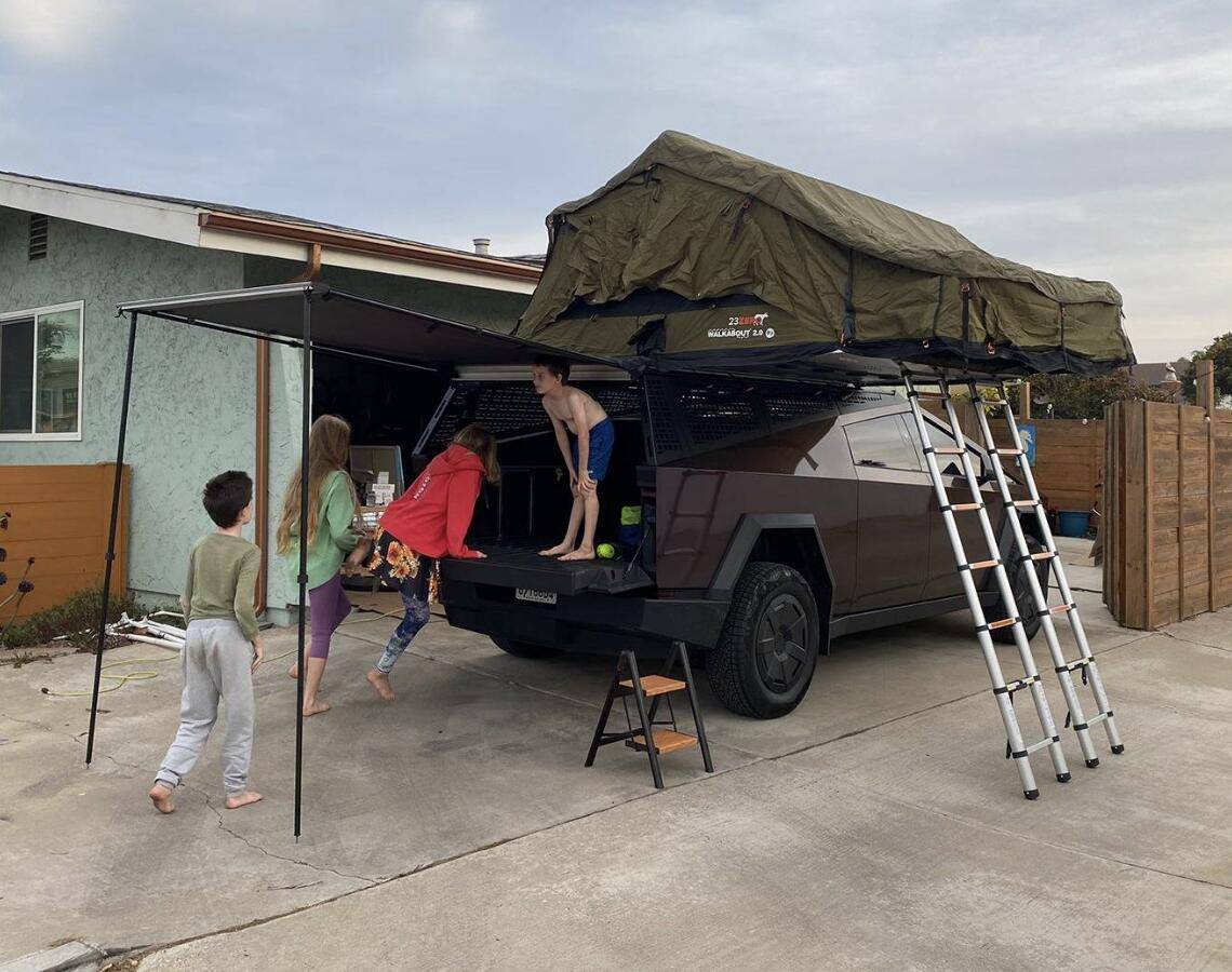 Tesla Cybertruck Urander Rack Mega Thread – Post Your Setup! 1745118665262-pd