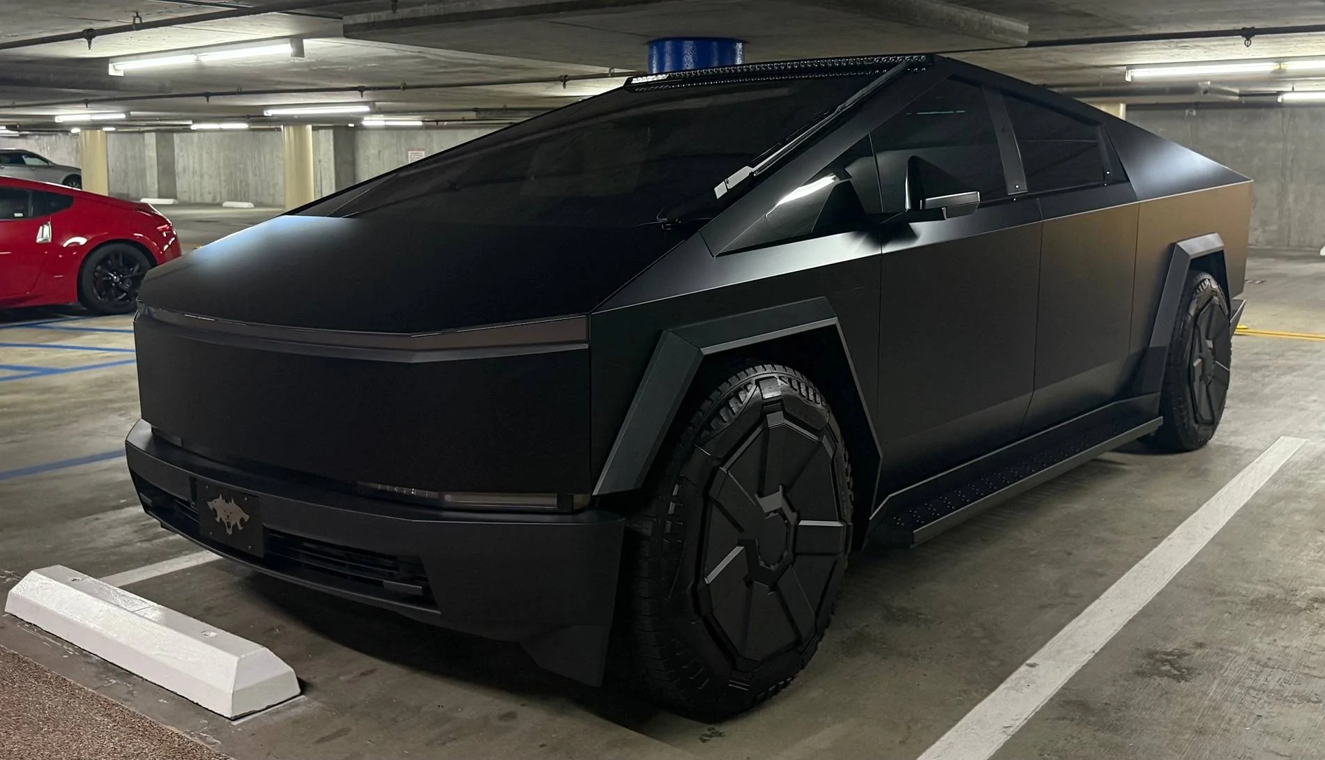 Tesla Cybertruck Picture: My Sexy Beast IMG_2464