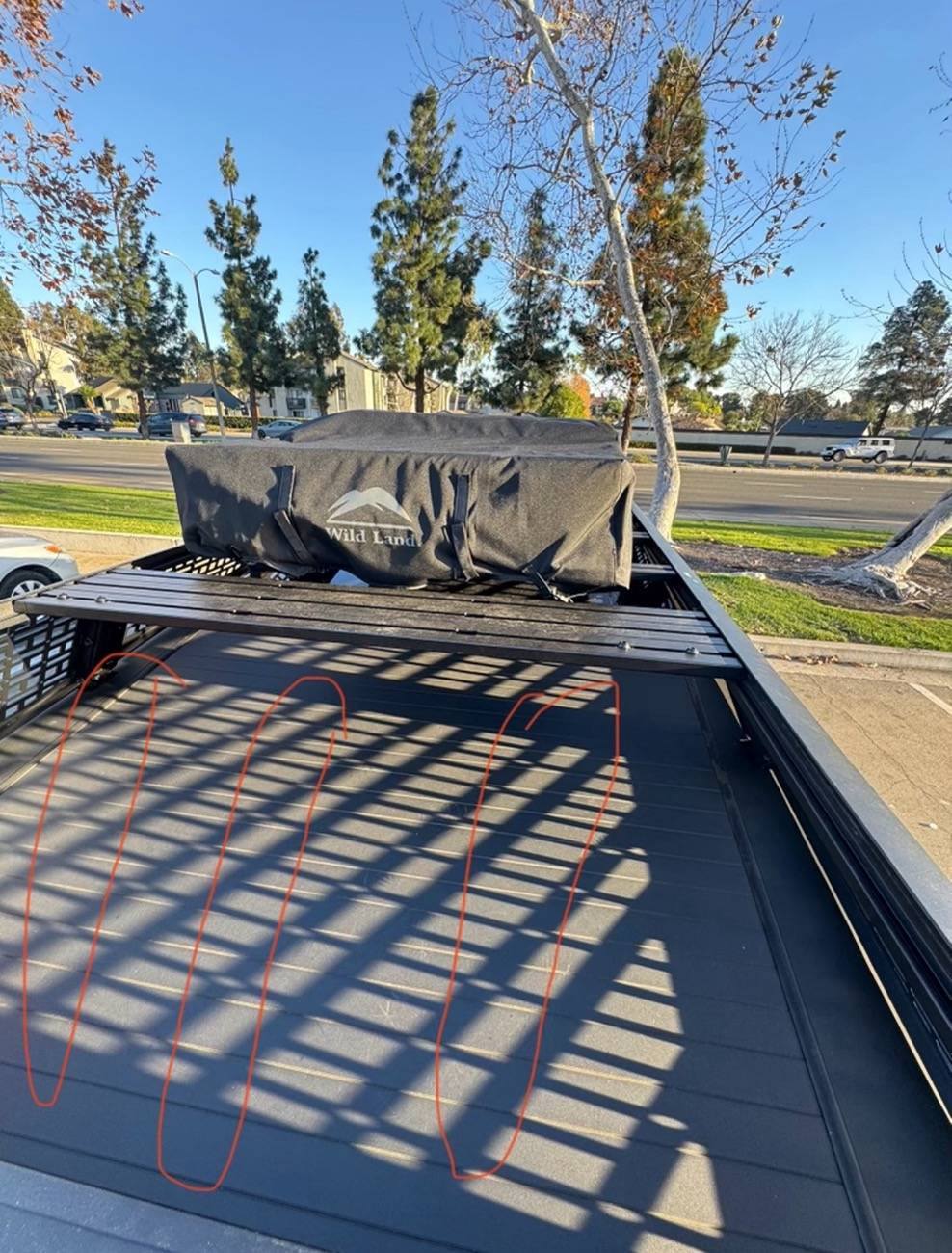 Tesla Cybertruck Bed Rack is 🔥 🔥🔥 IMG_9748