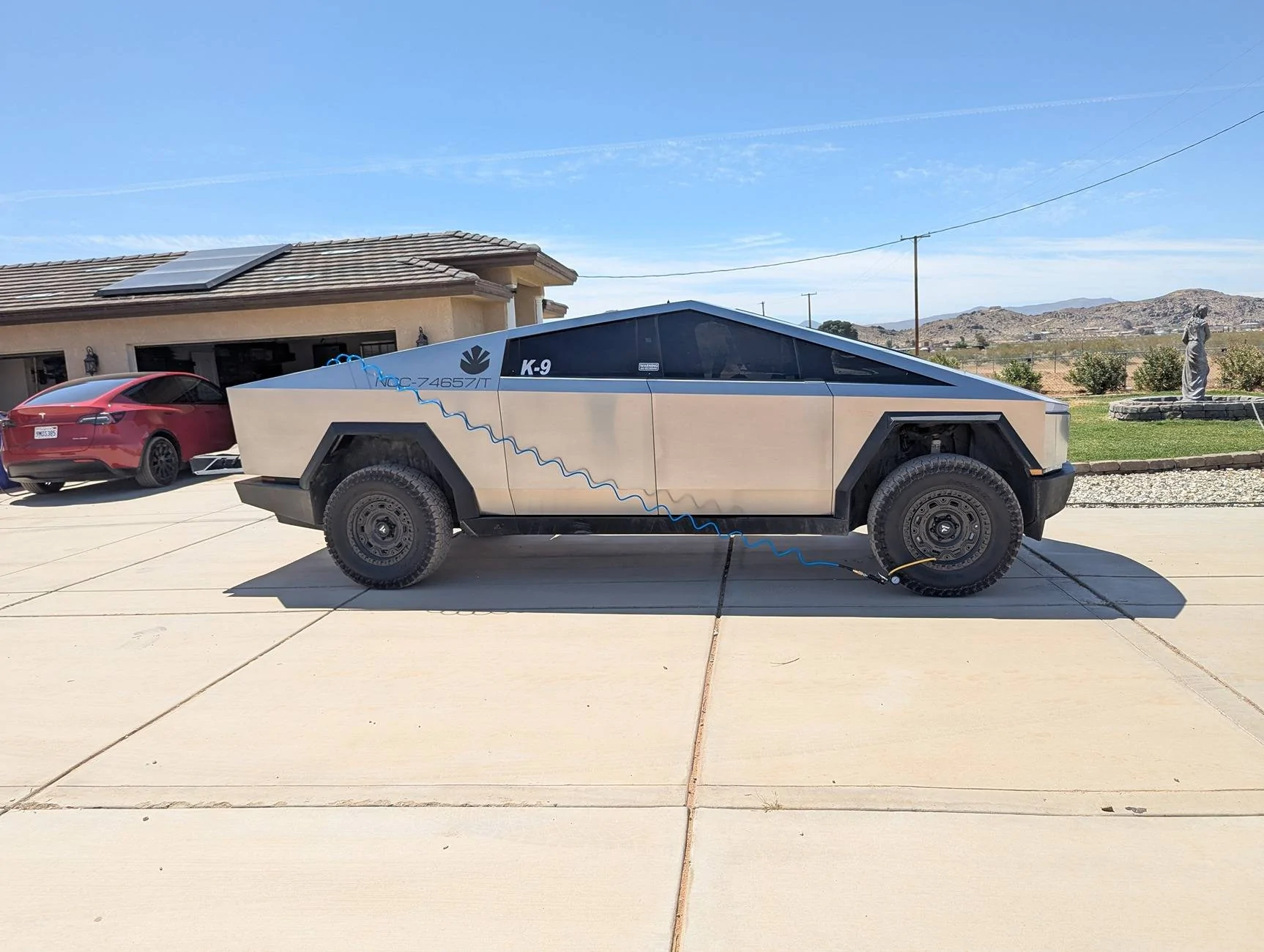 Tesla Cybertruck Anyone have 18" Icon Wheels? PXL_20250416_182320277