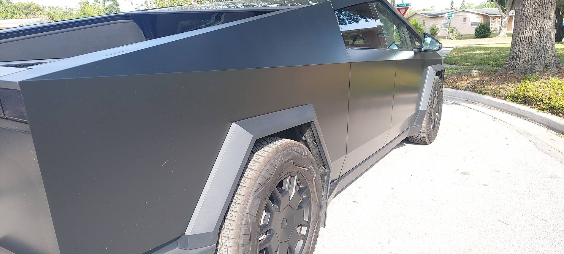Tesla Cybertruck As a professional vinyl wrap shop - pricing… 20250423_170821[1]