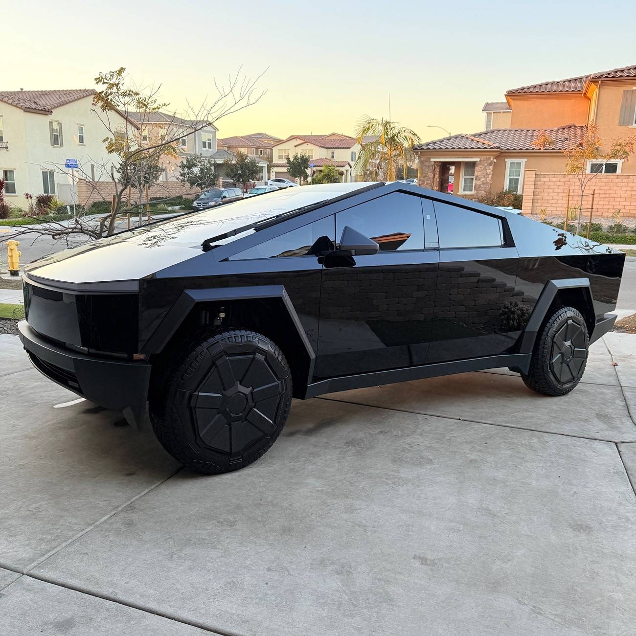 Tesla Cybertruck San Diego - Offroading meetup IMG_3516