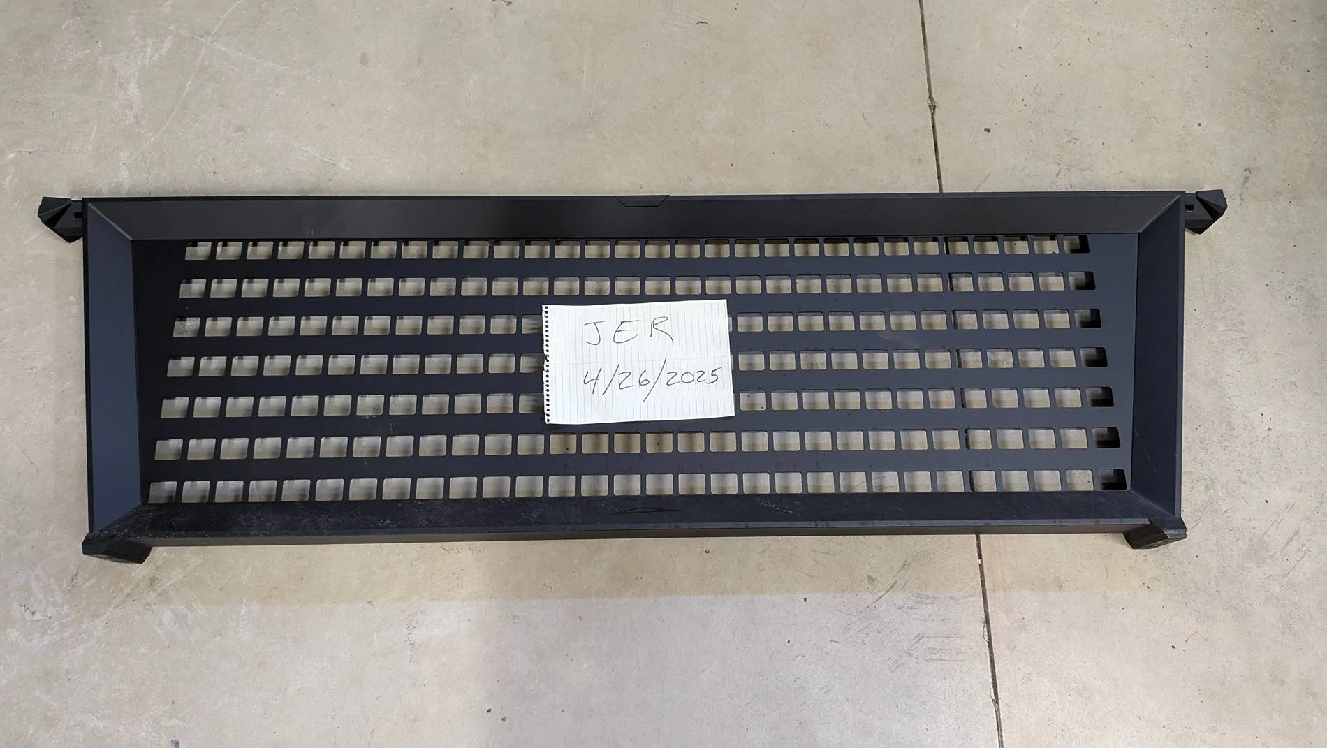Tesla Cybertruck Cargo Divider PXL_20250426_171508408.MP