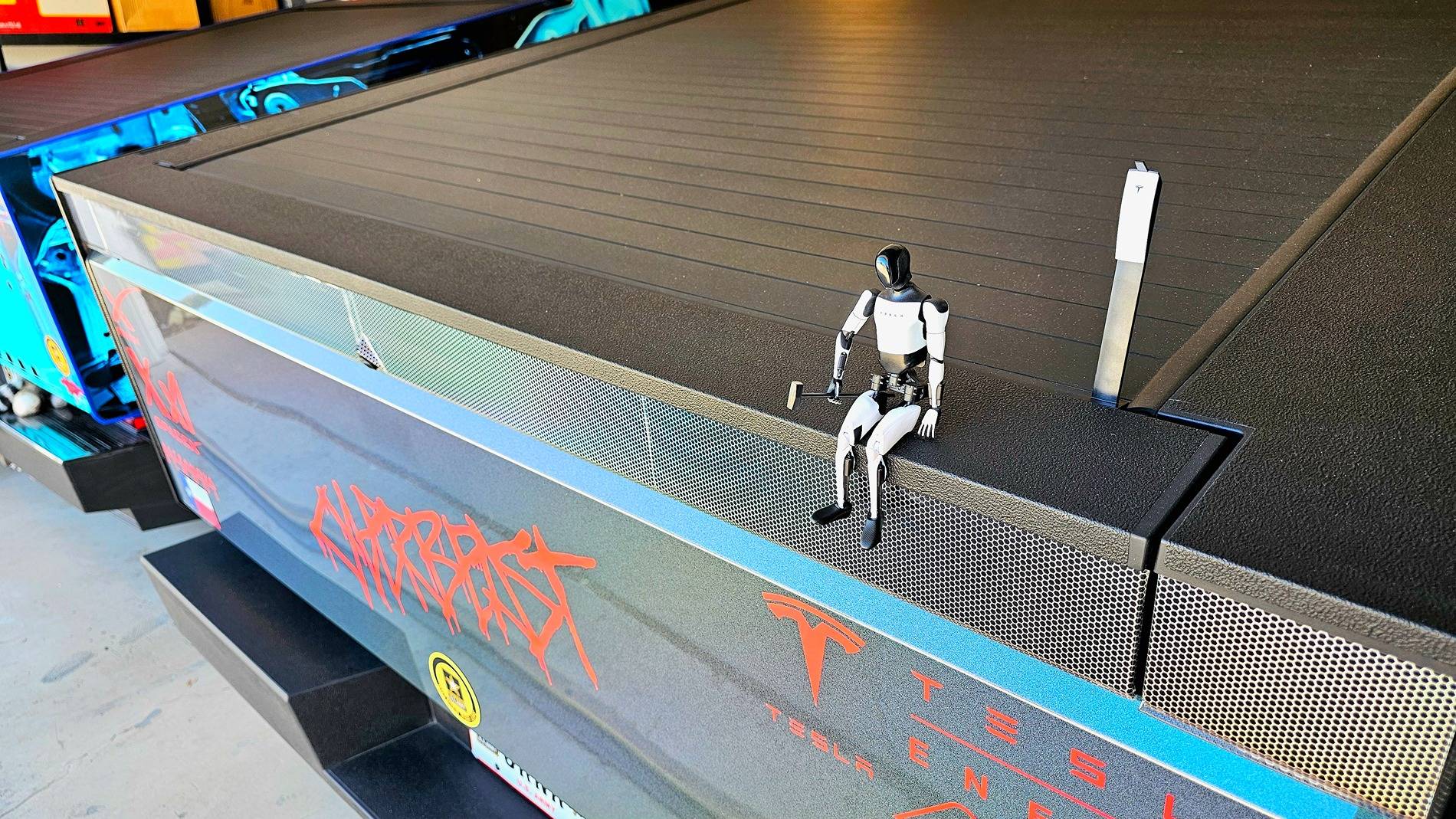 Tesla Cybertruck 2025.14.1 incoming! 20250426_145604