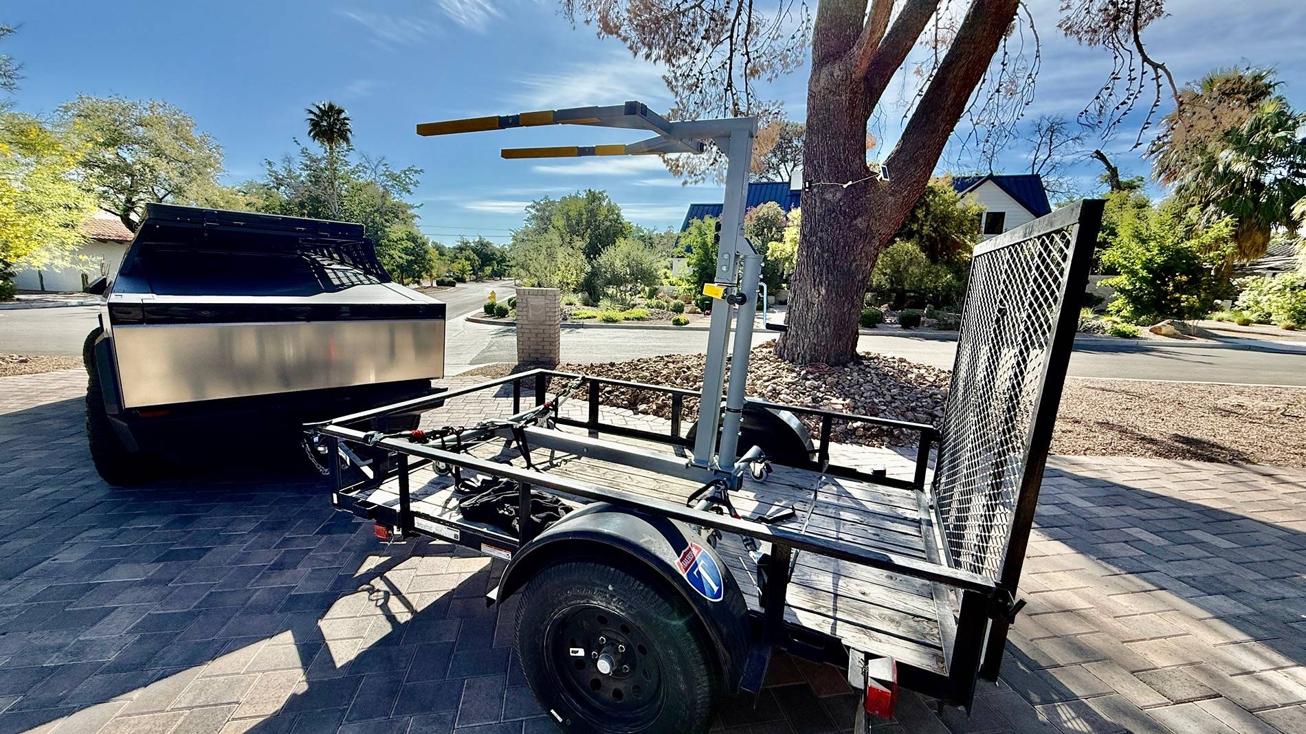 Tesla Cybertruck My New RTT Lift - Assembled, Used, and Then Hauled Off to Storage IMG_4815