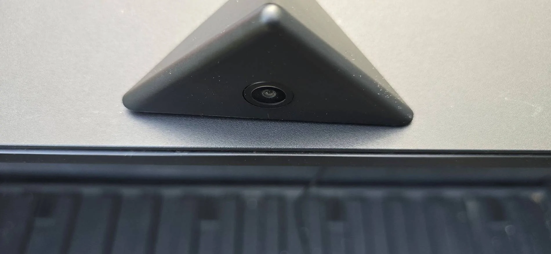 Tesla Cybertruck Best digital rearview mirror recommendations? Camera angle 1