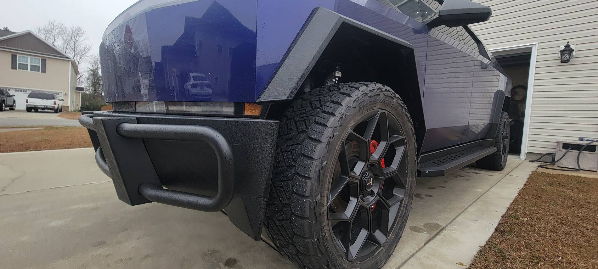 Tesla Cybertruck All Terrain Tire Over-Pressure Warning 20250211_164606