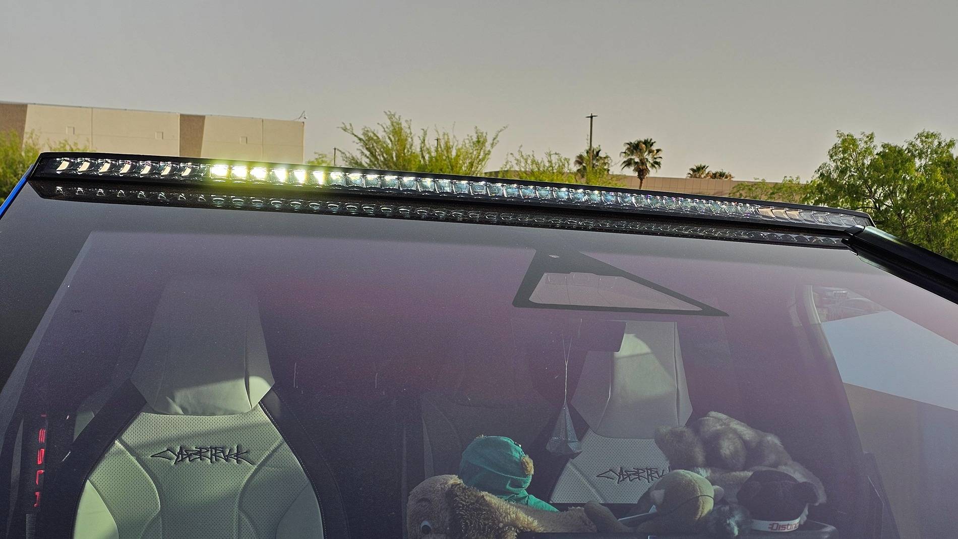 Tesla Cybertruck Tesla light bar not really worth it 🤷🏼‍♂️ 20250429_184833