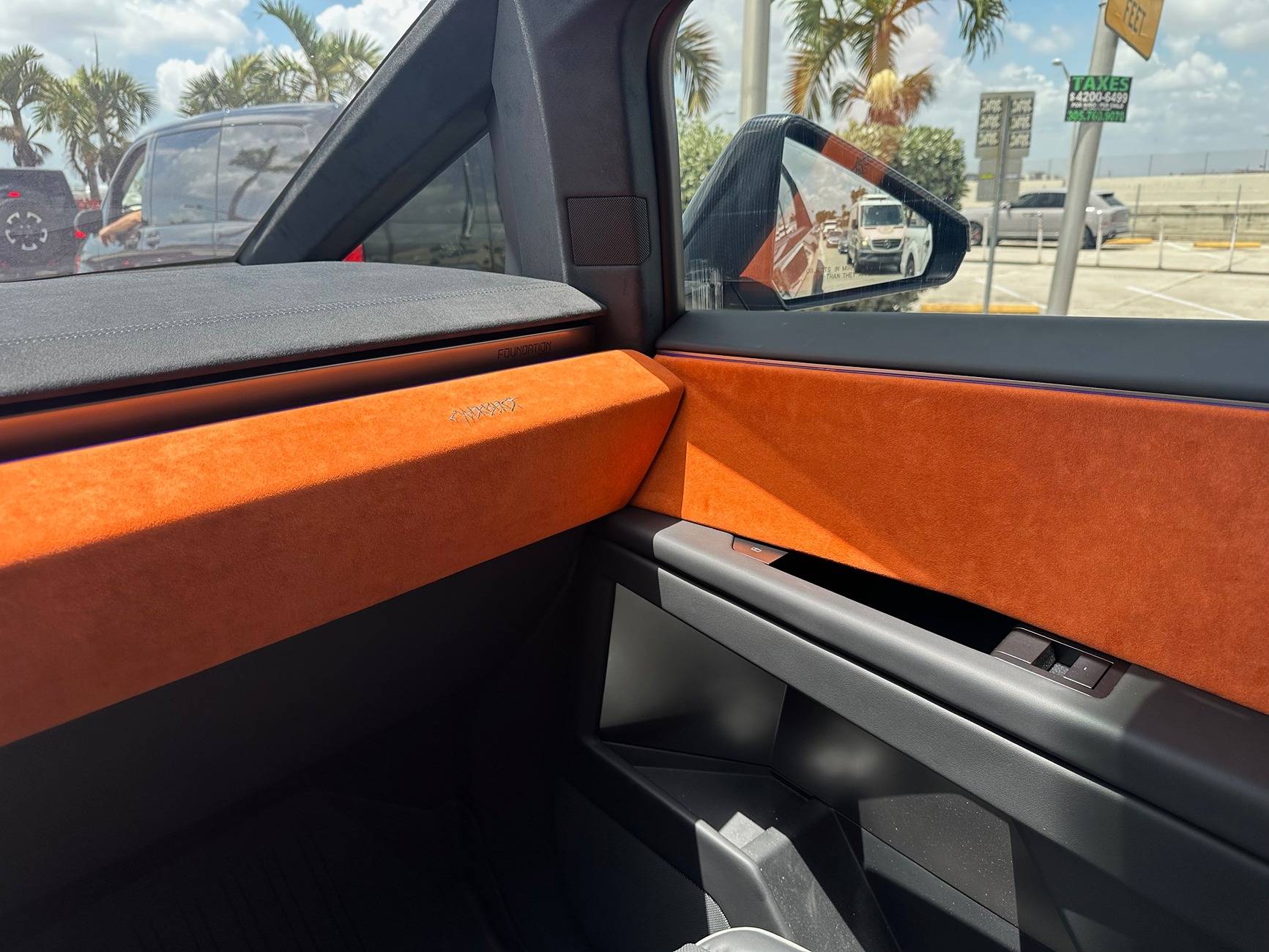 Tesla Cybertruck White trim replaced for alcantara cyber2