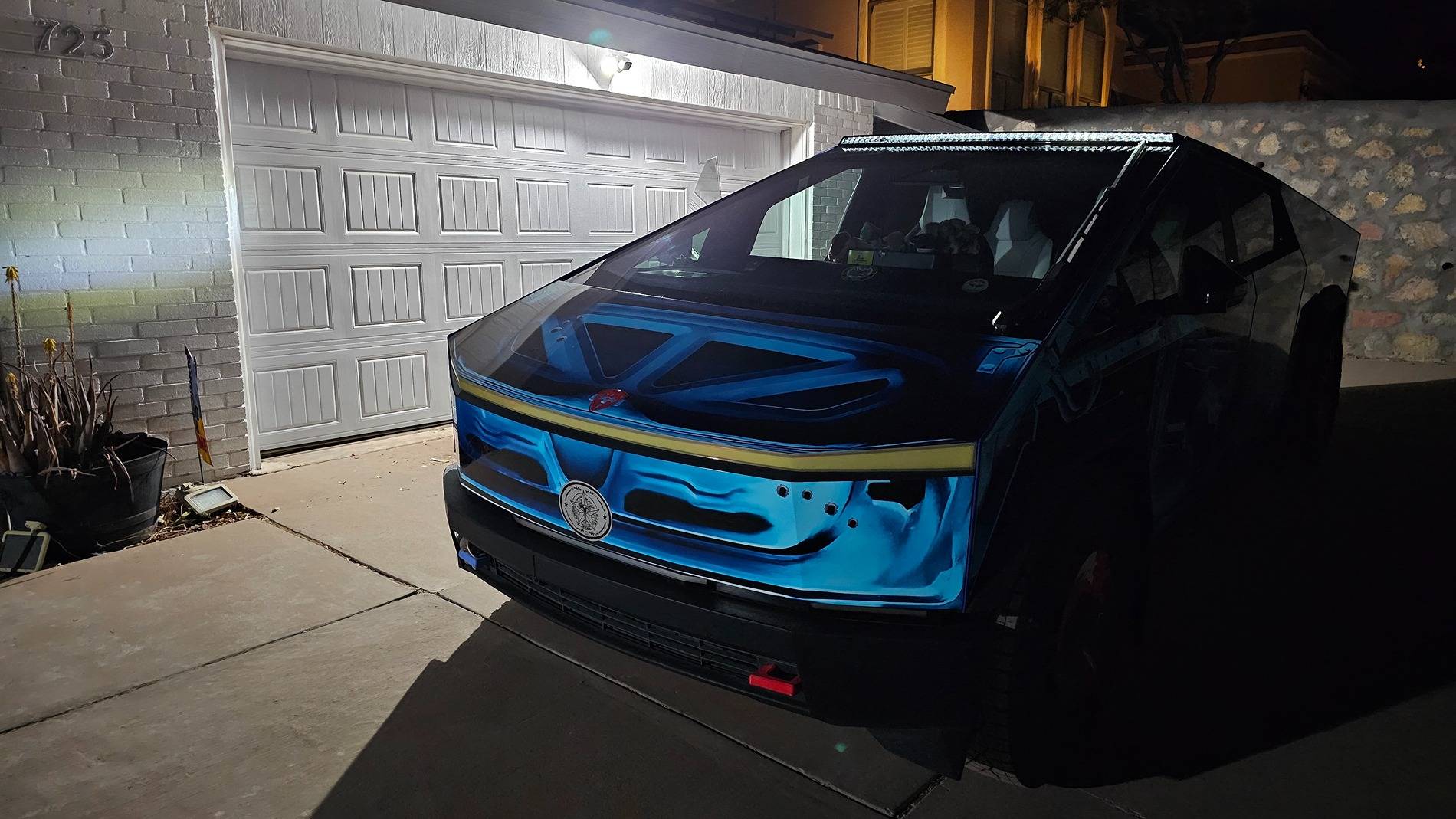 Tesla Cybertruck Tesla light bar not really worth it 🤷🏼‍♂️ 20250429_210444