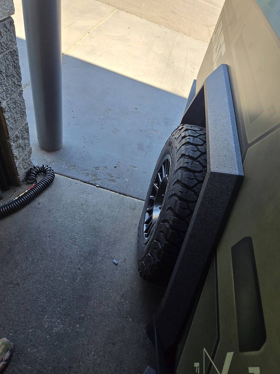 Tesla Cybertruck Method MR707 18" wheels with KO3 tires installed 20250501_123410